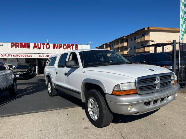 2003 Dodge Dakota Quad Cab SLT Pickup w/ Shell