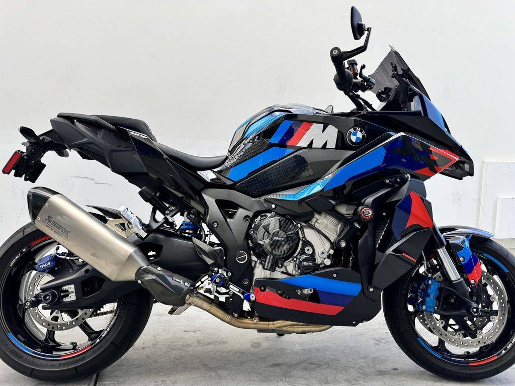 2024 BMW M 1000 XR Blackstorm Metallic/M Motorsport