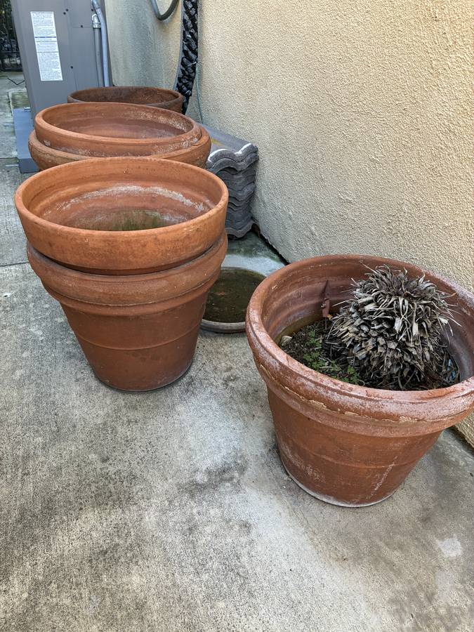 24" Terrcotta Planters