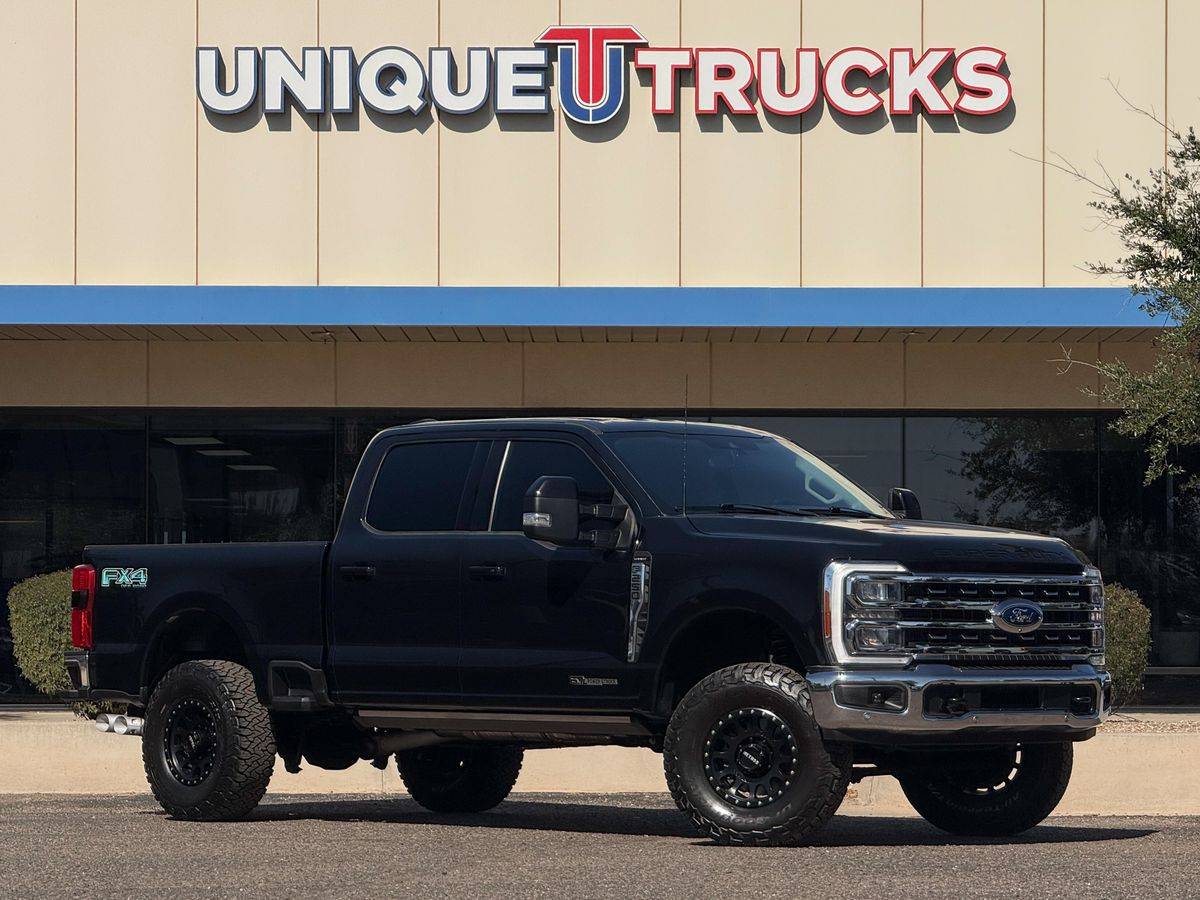 2023 FORD F250 F 250 F-250 SUPER DUTY LARIAT CREW 4X4 LIFTED UNIQUE