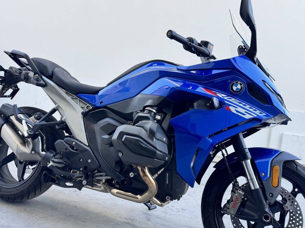 2026 BMW R 1300 RS Racing Blue Metallic -Premium Dealer