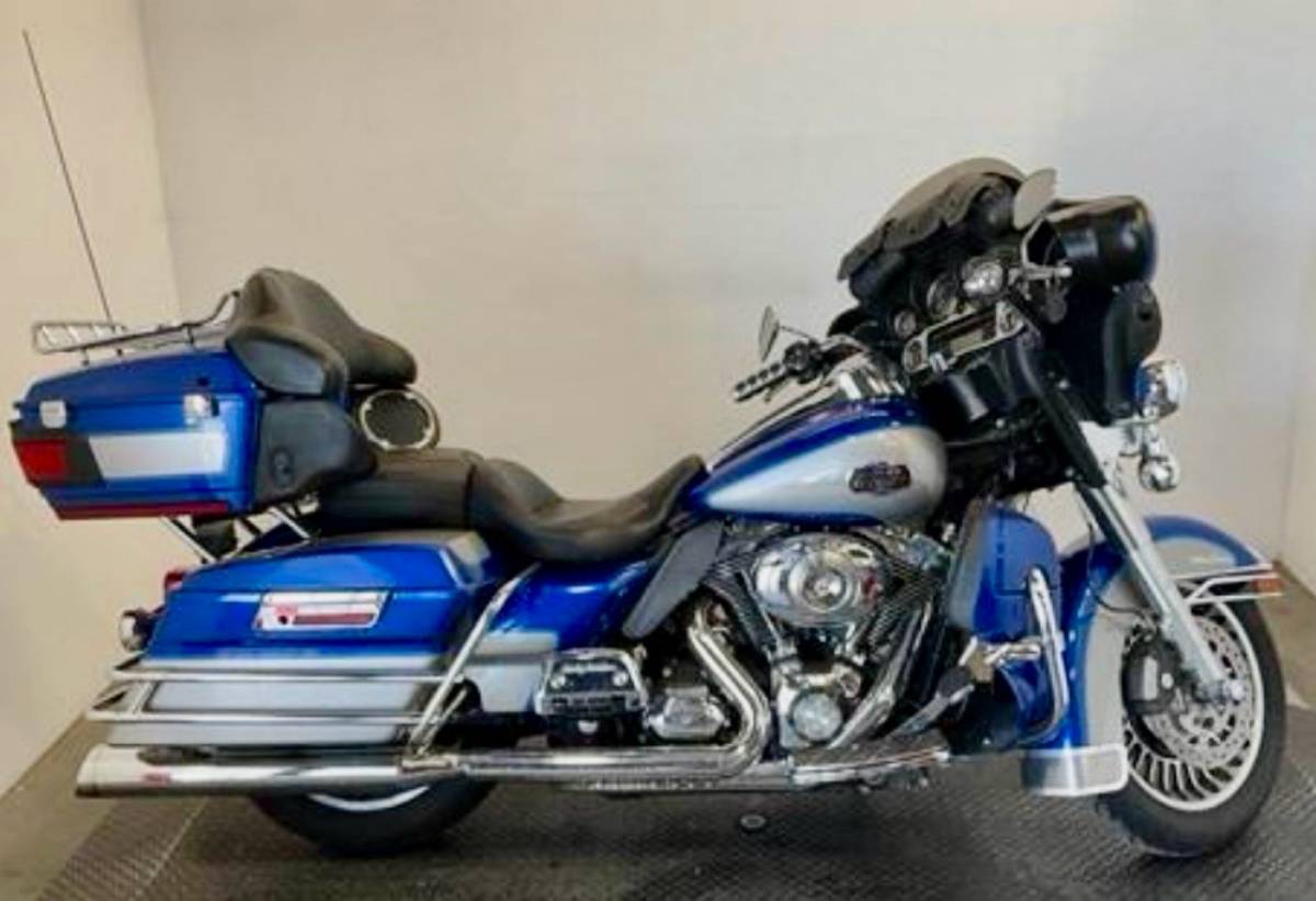 2009 Harley-Davidson FLHTCU Ultra Classic Electra Glide