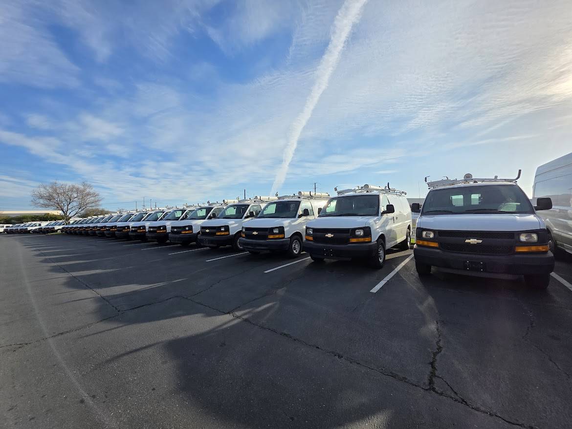 LOOKING FOR CARGO VAN ? WORK TRUCK? CHEVY EXPRESS 2500