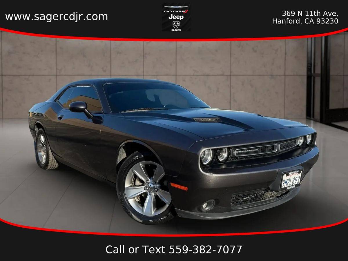 2021 Dodge Challenger SXT Coupe 2D