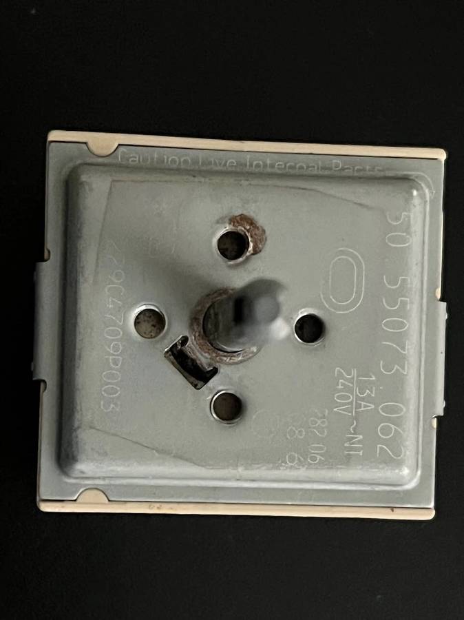 GE WB24T10028 Infinite Switch Control