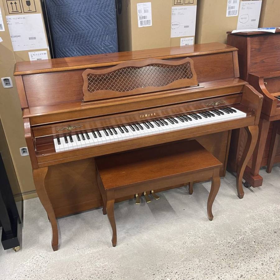 Yamaha M305 American-made French Cherry Console Piano