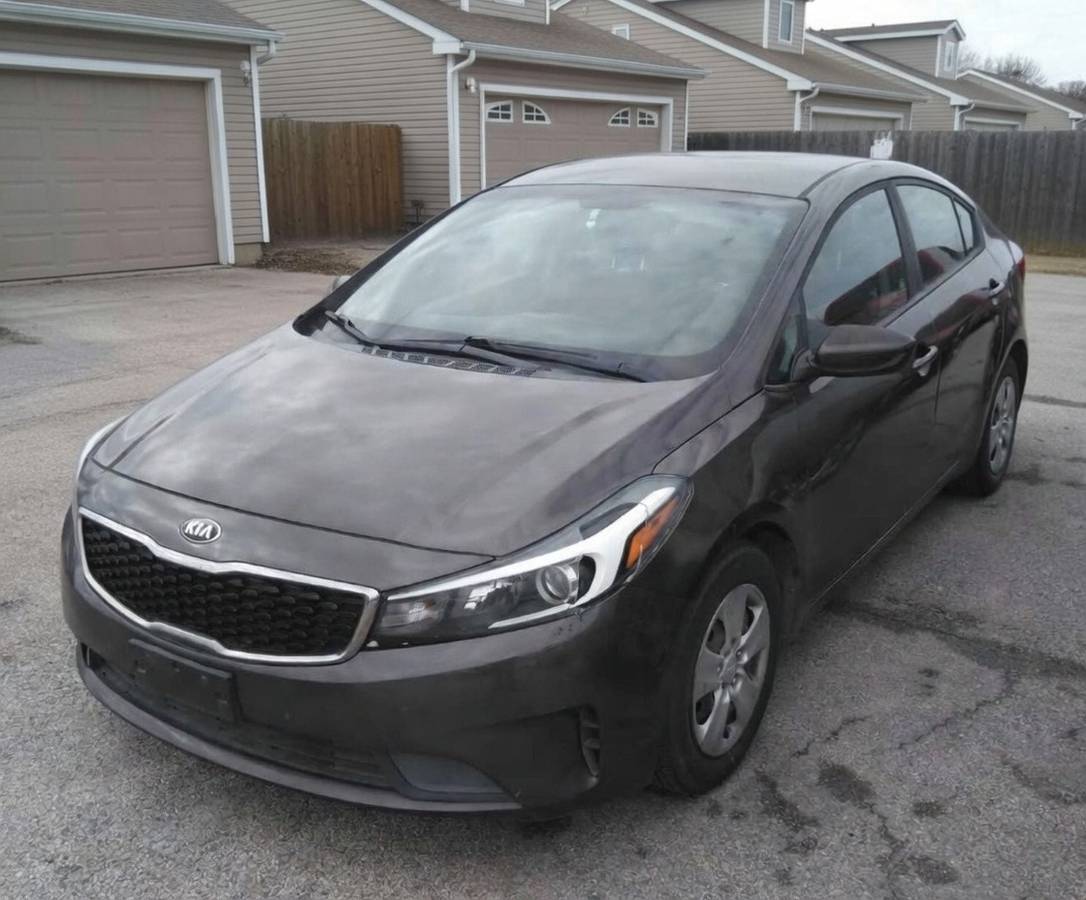 17 Kia Forte