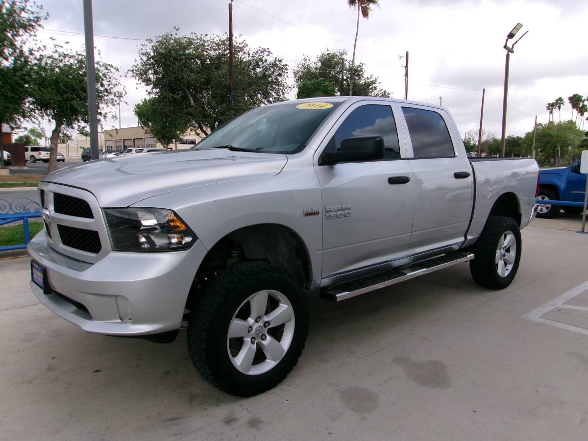 2014 DODGE RAM 1500 (5.7) MENCHACA AUTO SALES