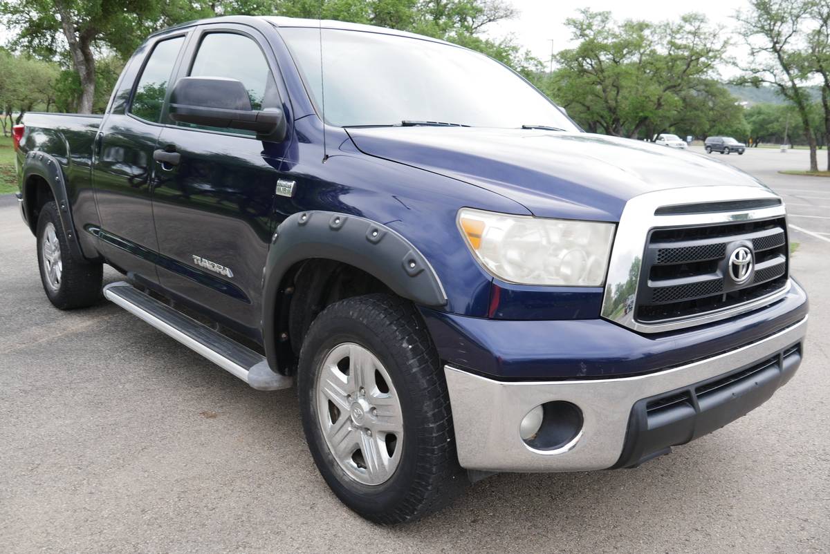 2010 Toyota Tundra Double Cab V8 - Owner Financing Available