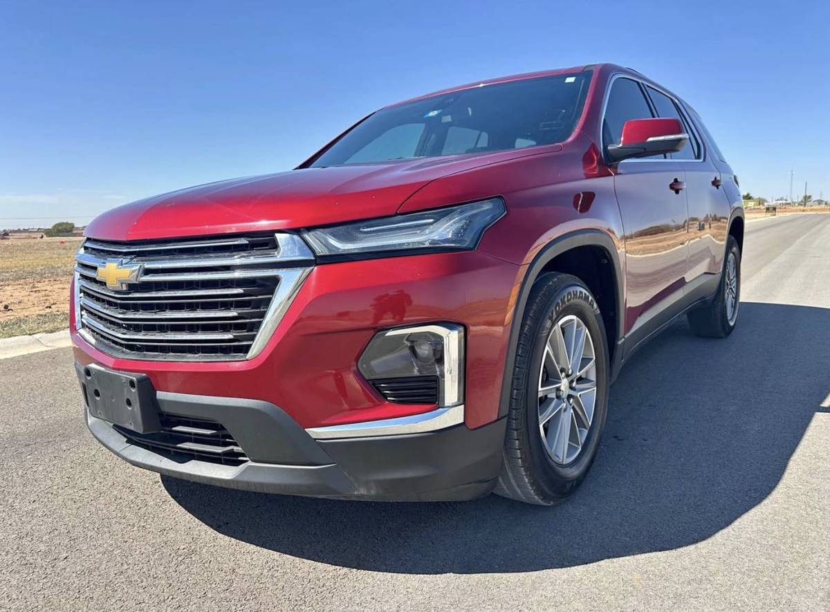 2022 Chevrolet Traverse 3000$ down on approved credit