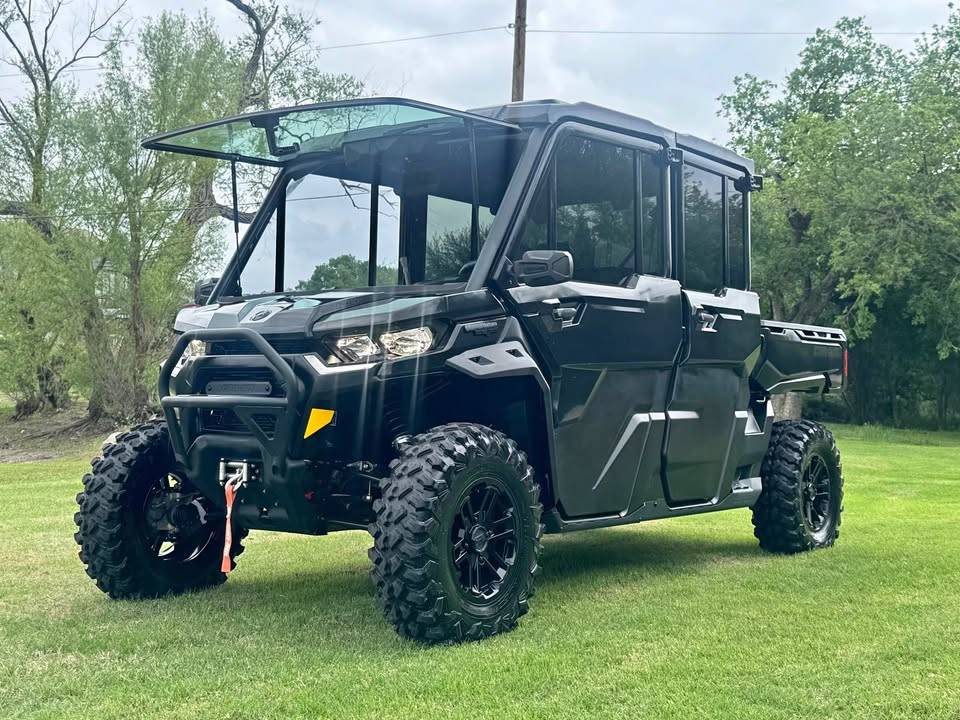 2025 Can Am HD10 Texas Edition Cab custom seats/ stereo ac/heat