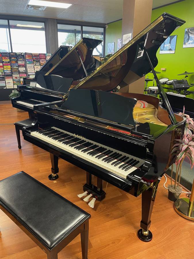 KAWAI Model RX-3 Grand Piano 6' 1" AMAZING SOUND & CIRESA Soundboard