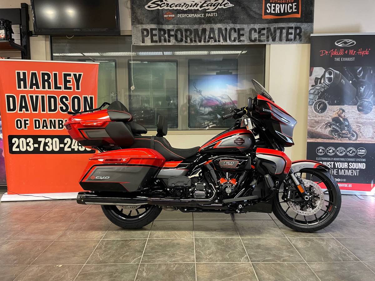 2026 CVO STREET GLIDE LTD CITRUS HEAT #847