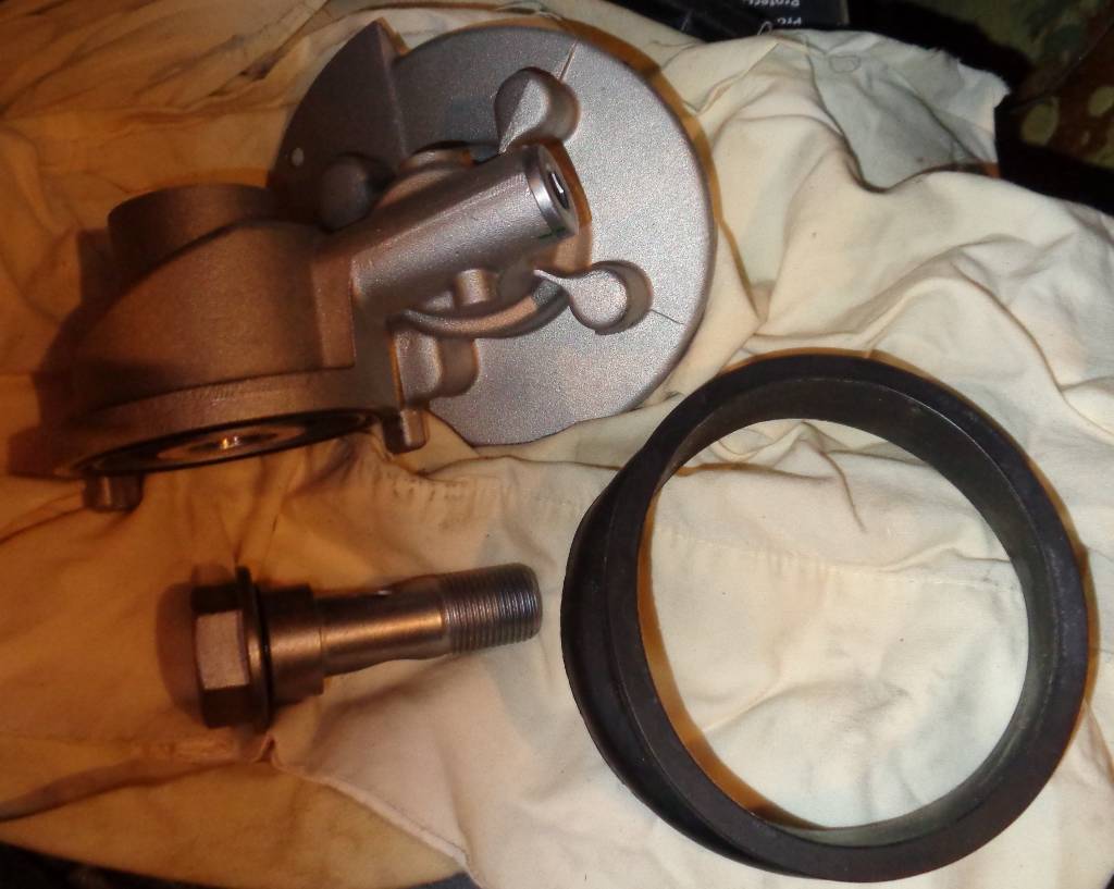 John deere oil filter adapter
