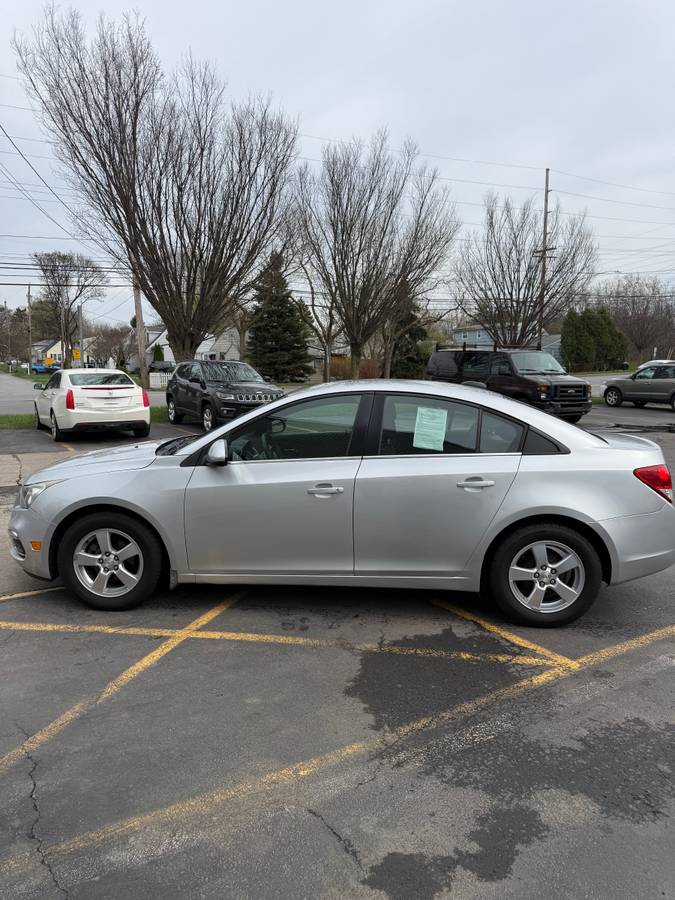 2015 Chevy Cruze - Clean