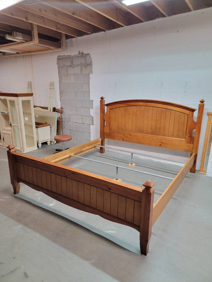 Beautiful King Size Pine Wood Bed Frame #491-5