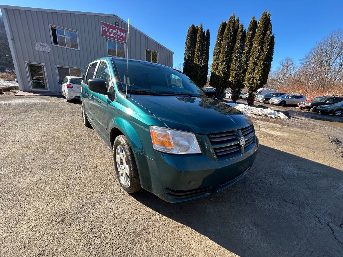 2009 Dodge Grand Caravan SE Stow n Go Only 94k