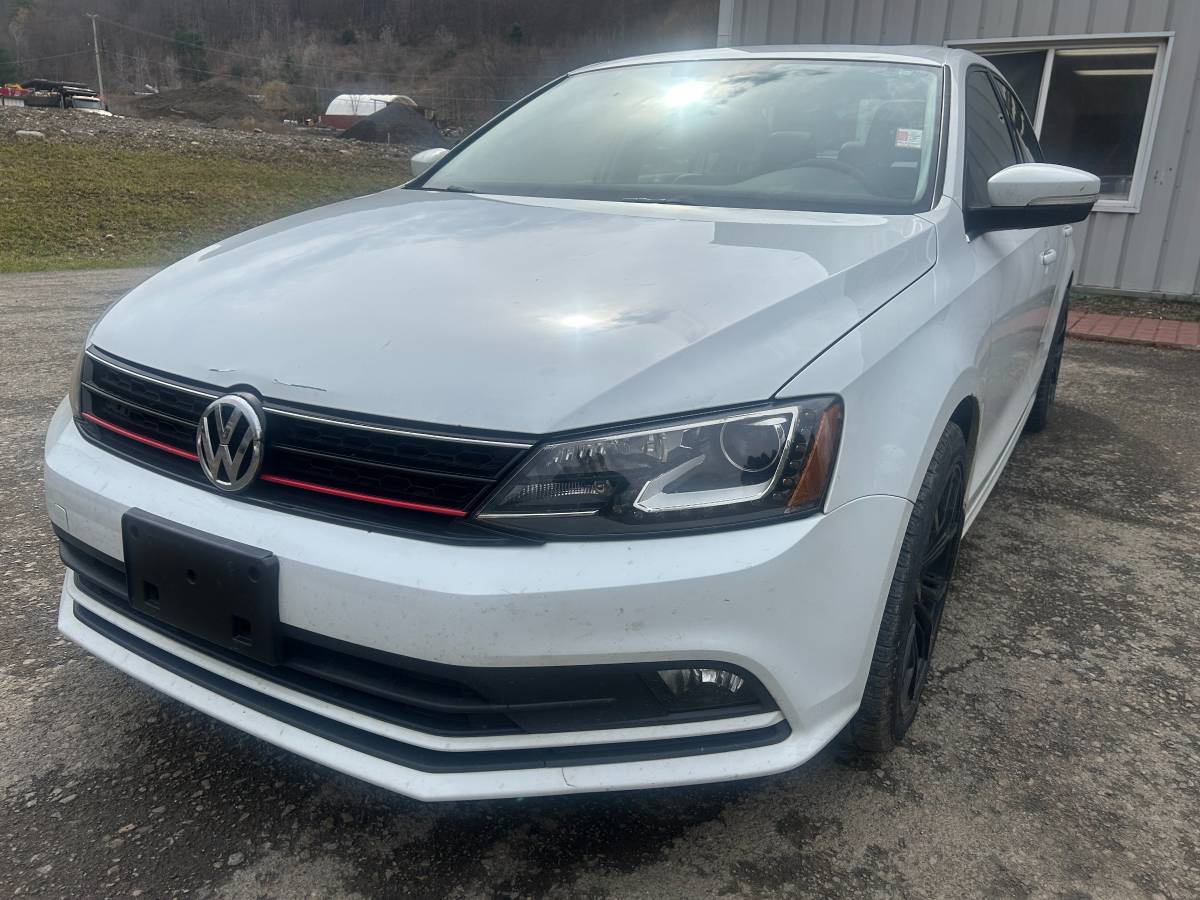 2016 Volkswagen Jetta 1.8 SEL Premium Loaded up