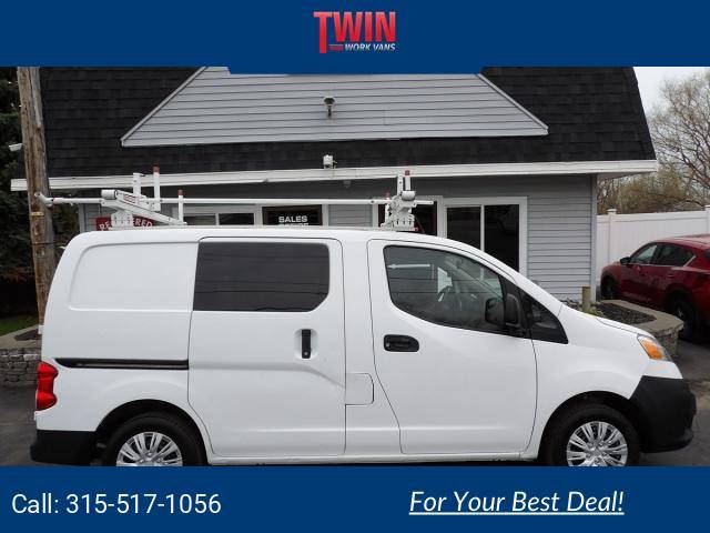 2015 Nissan NV200S van Fresh Powder