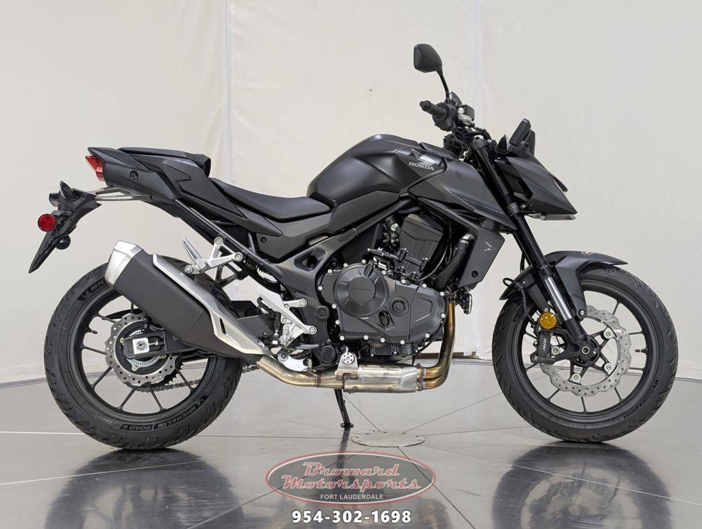 2025 Honda CB750 Hornet