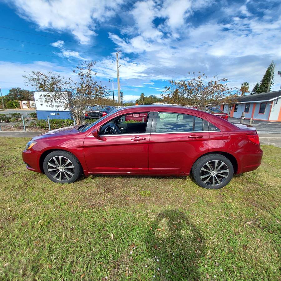 2012 CHRYSLER 200 2