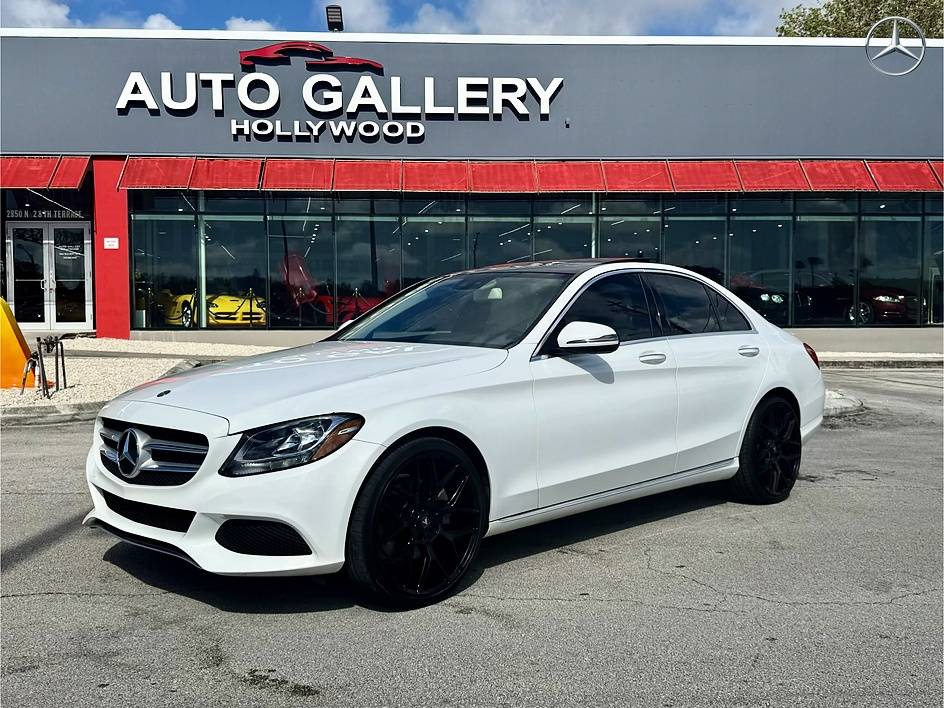 2016 Mercedes-Benz C 300 AWD Sedan BIG ON STYLE - not budget