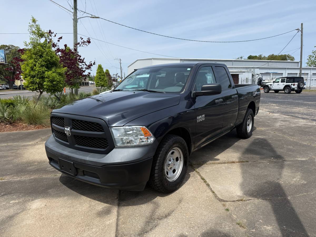 2018 Ram Quad Cab w/ONLY 15,885 Miles