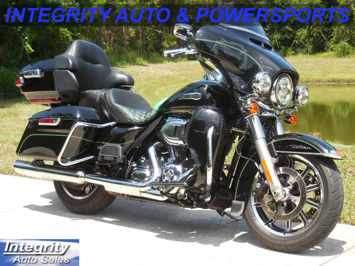 2015 HARLEY ULTRA CLASSIC FLAWLESS BIKE RUNS LIKE NEW NO BS DEALER FEE
