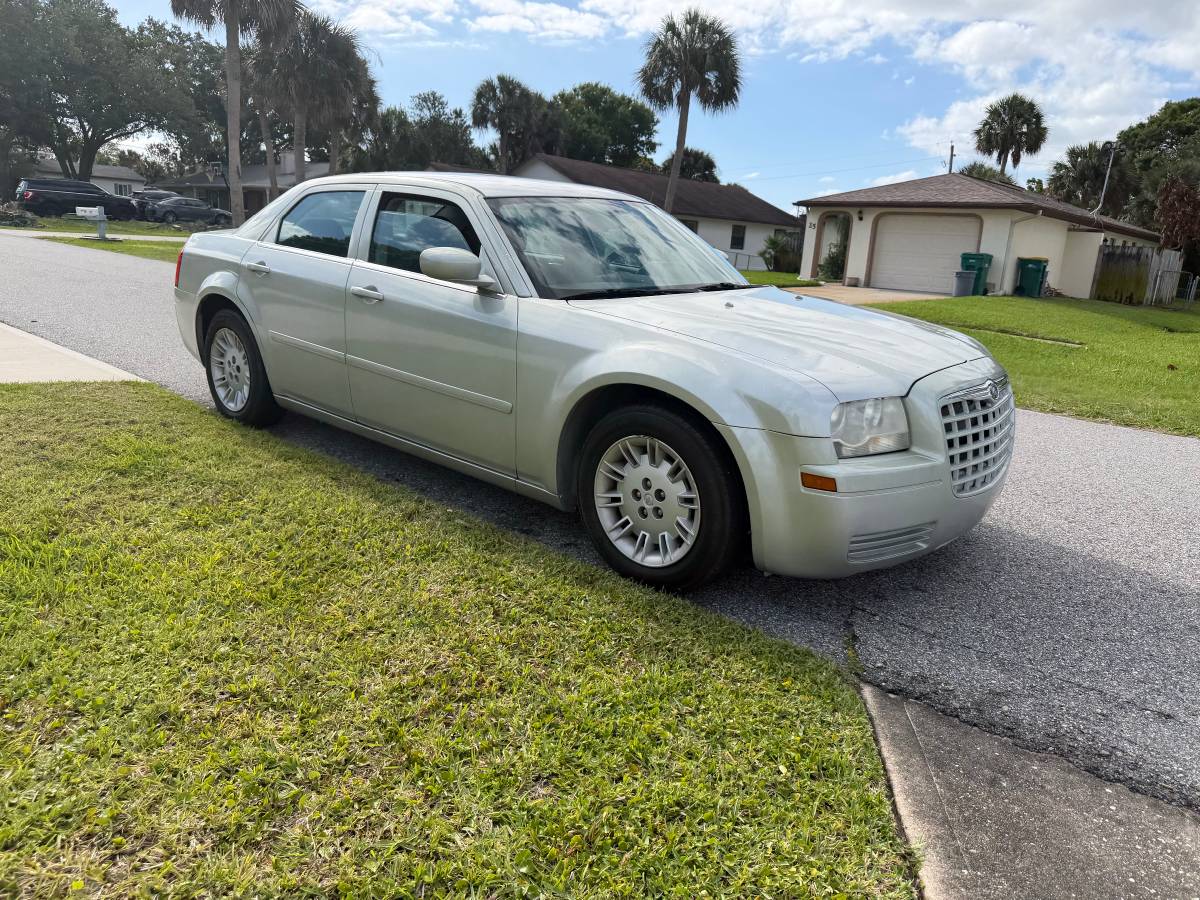 2006 Chrysler 300-Low Miles