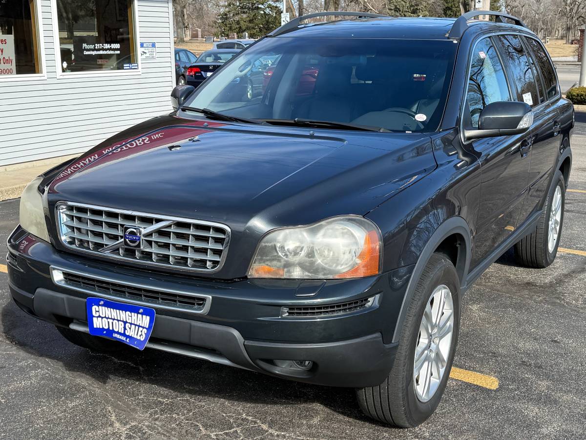 2009 Volvo XC90 - 4WD - Price Dropped to $4,500 - Call Today