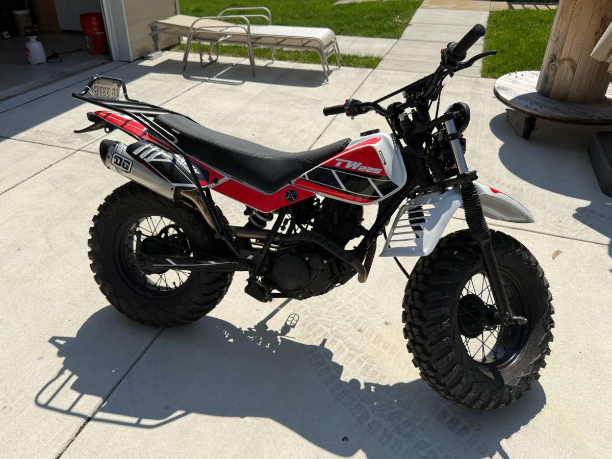 Yamaha TW225 BW fork TW200 motor swap custom