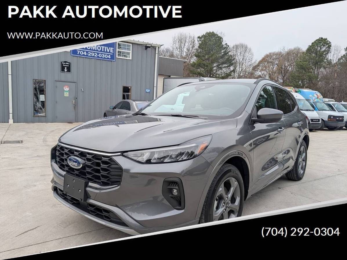 2023 Ford Escape Hybrid ST Line Select AWD 4dr SUV