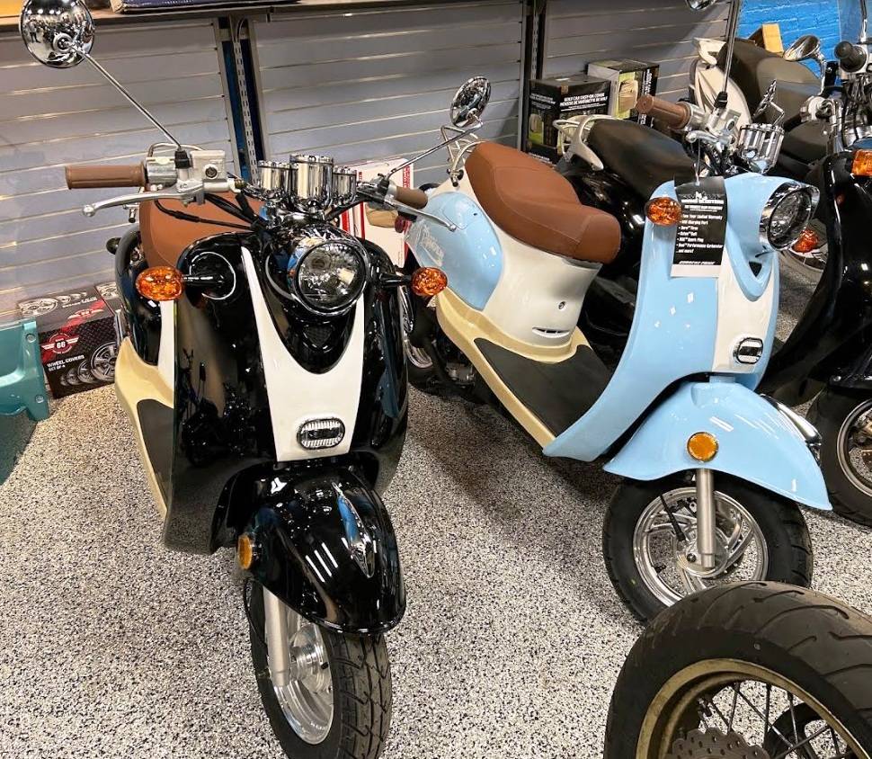 2025 Wolf Islander Scooters- 50cc, Automatic, Fun! $64 per month
