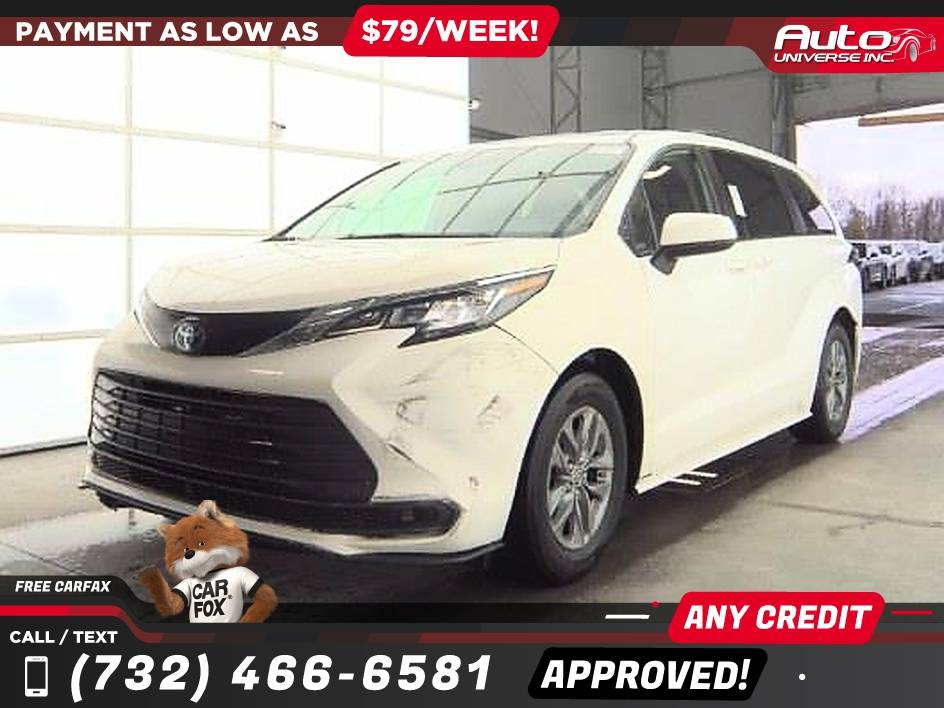 2022 Toyota Sienna LE AWD 8Passenger 8 Passenger 8-Passenger Natl LE A