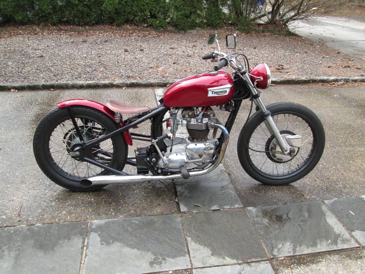 1972 650 TRIUMPH TR6