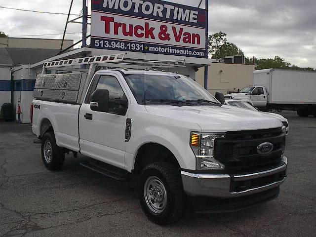2022 FORD F250 XL REGULAR CAB 4WD 6.2 V8 SIDE STORAGE/LADDER LIKE NEW