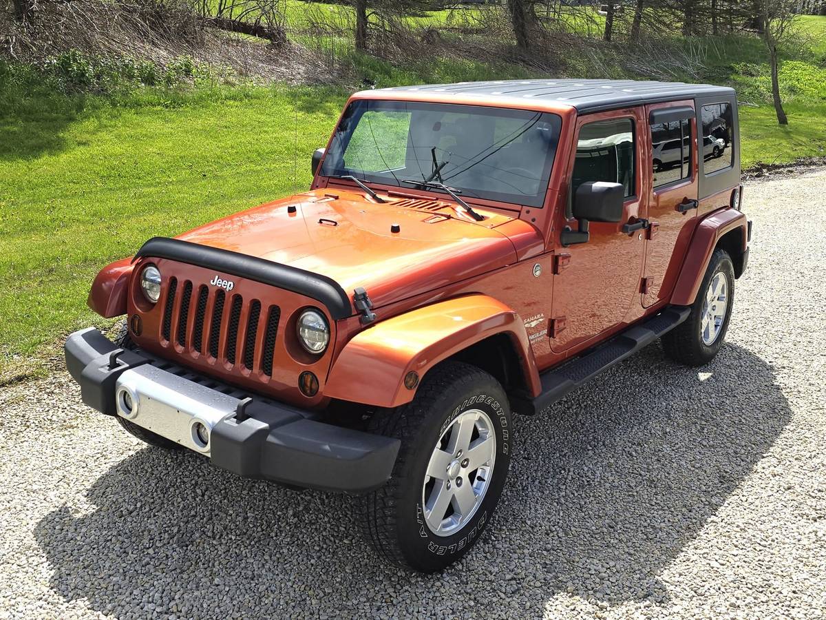 2009 Jeep Wrangler Unlimited Sahara 4x4 Four door