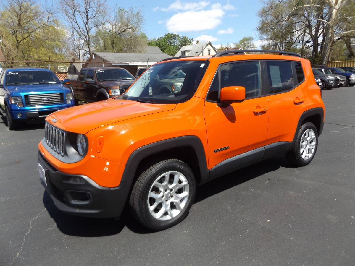 2015 JEEP RENEGADE LATITUDE 4X4 GOODMAN AUTO SALES LLC 419-224-4886