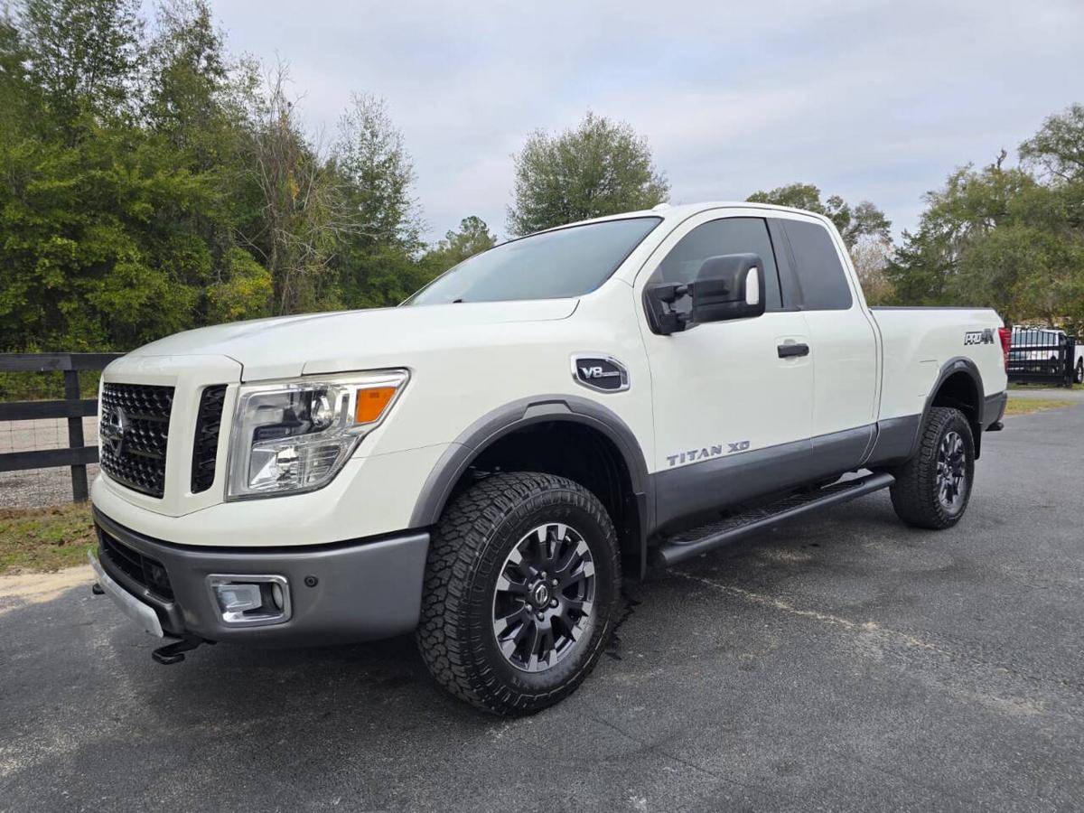 2018 Nissan Titan XD PRO 4X 4x4 4dr King Cab