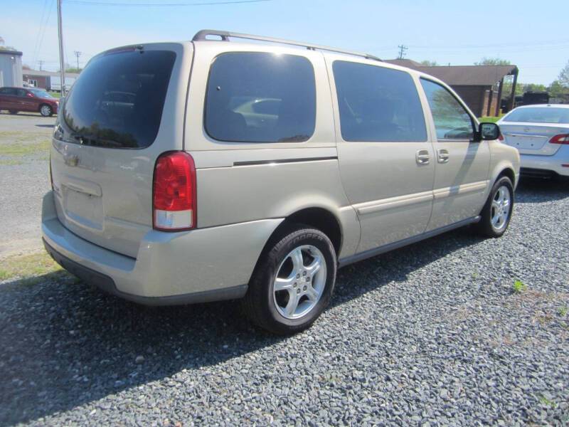 2007 Chevrolet Uplander LT Only 97K Miles