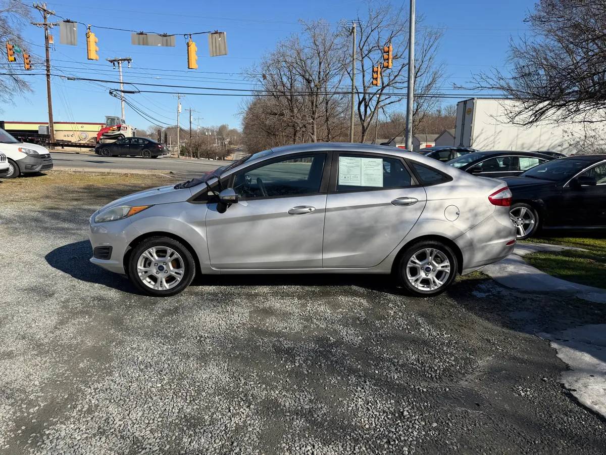 2015 Ford Fiesta SE