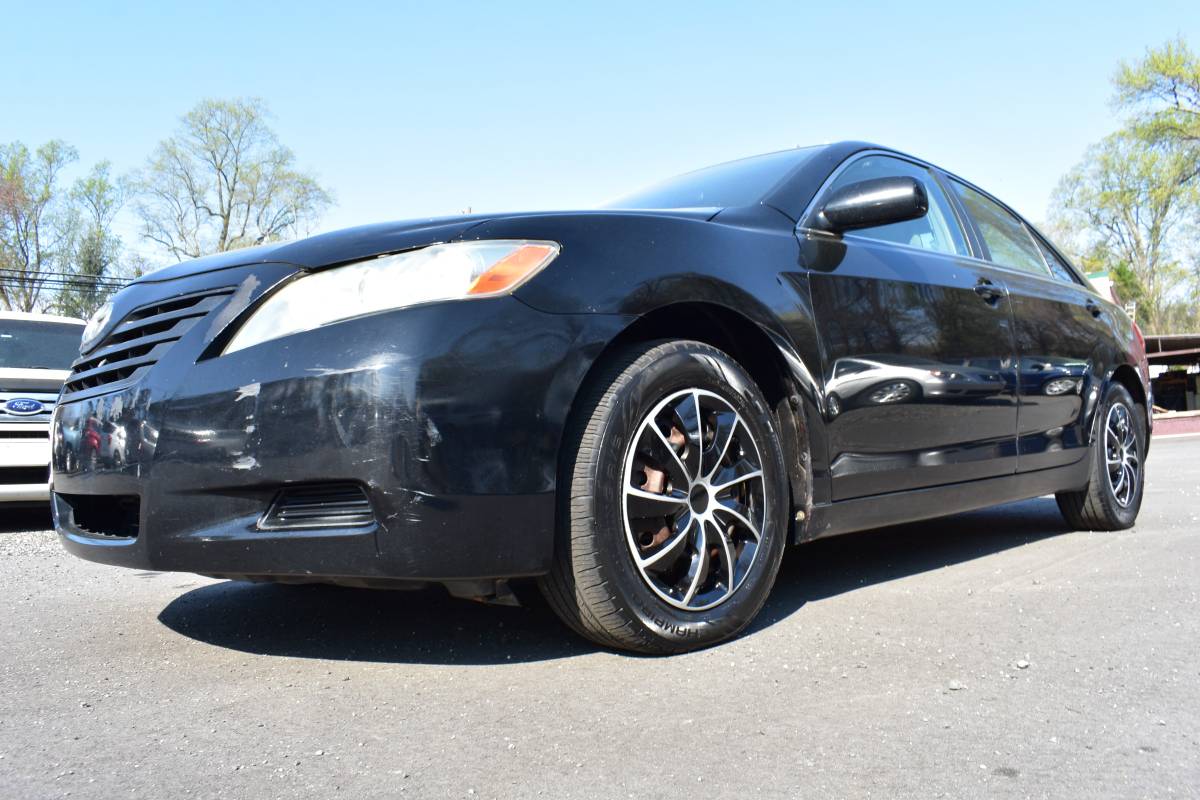 2009 TOYOTA CAMRY CE 2.4 4 CYLINDER AUTOMATIC IN GREAT CONDITION