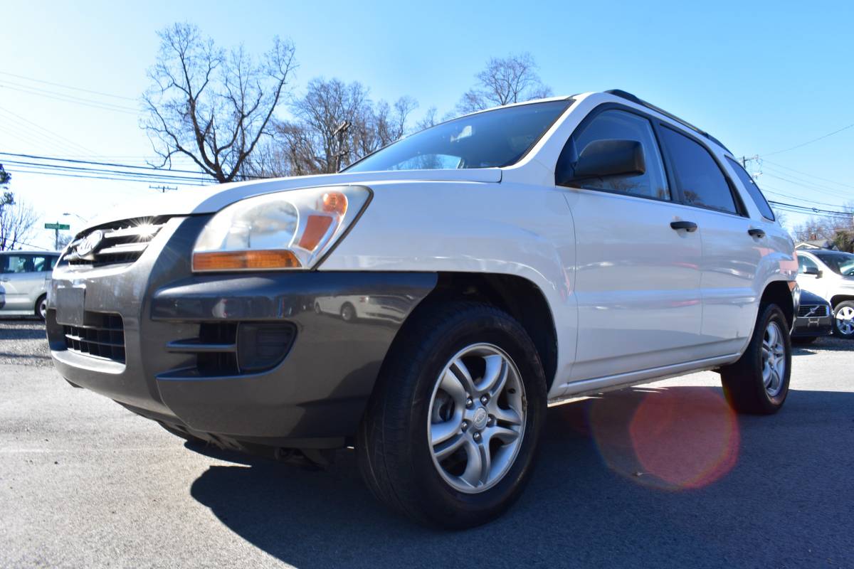 2006 KIA SPORTAGE V6 WITH LOW MILES AND LOW PRICE