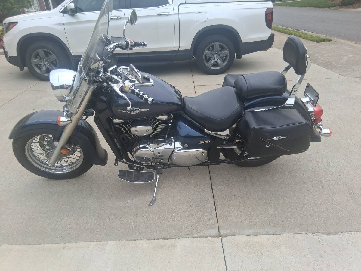 2006 Suzuki Boulevard