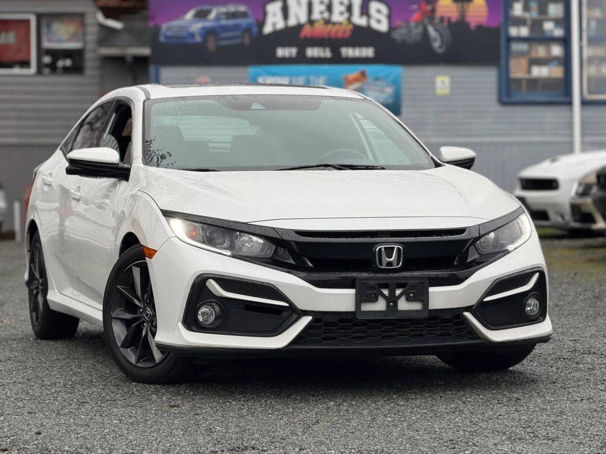 2020 Honda Civic EX Hatchback (clean title)
