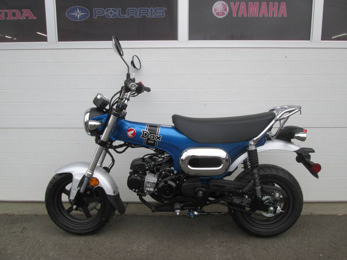 New 2025 Honda DAX 125 bike with rear rack