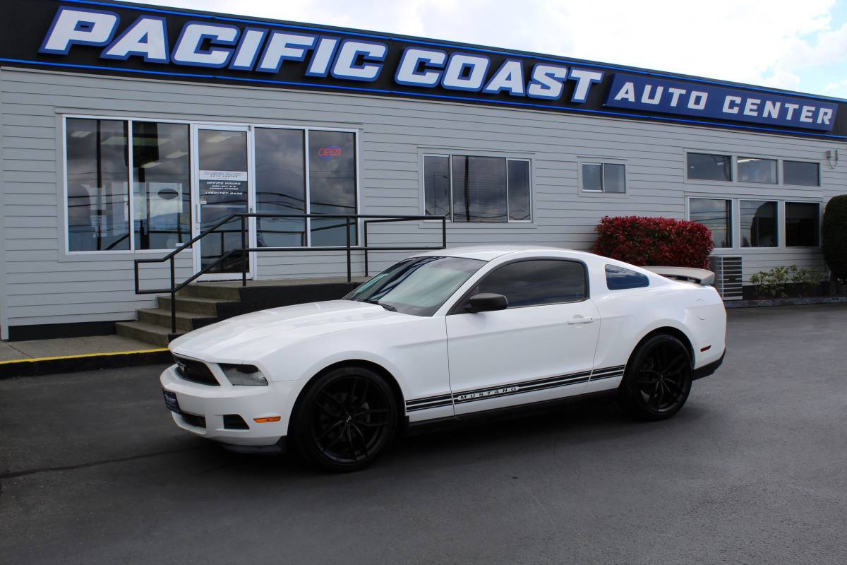 2012 Ford Mustang Premium