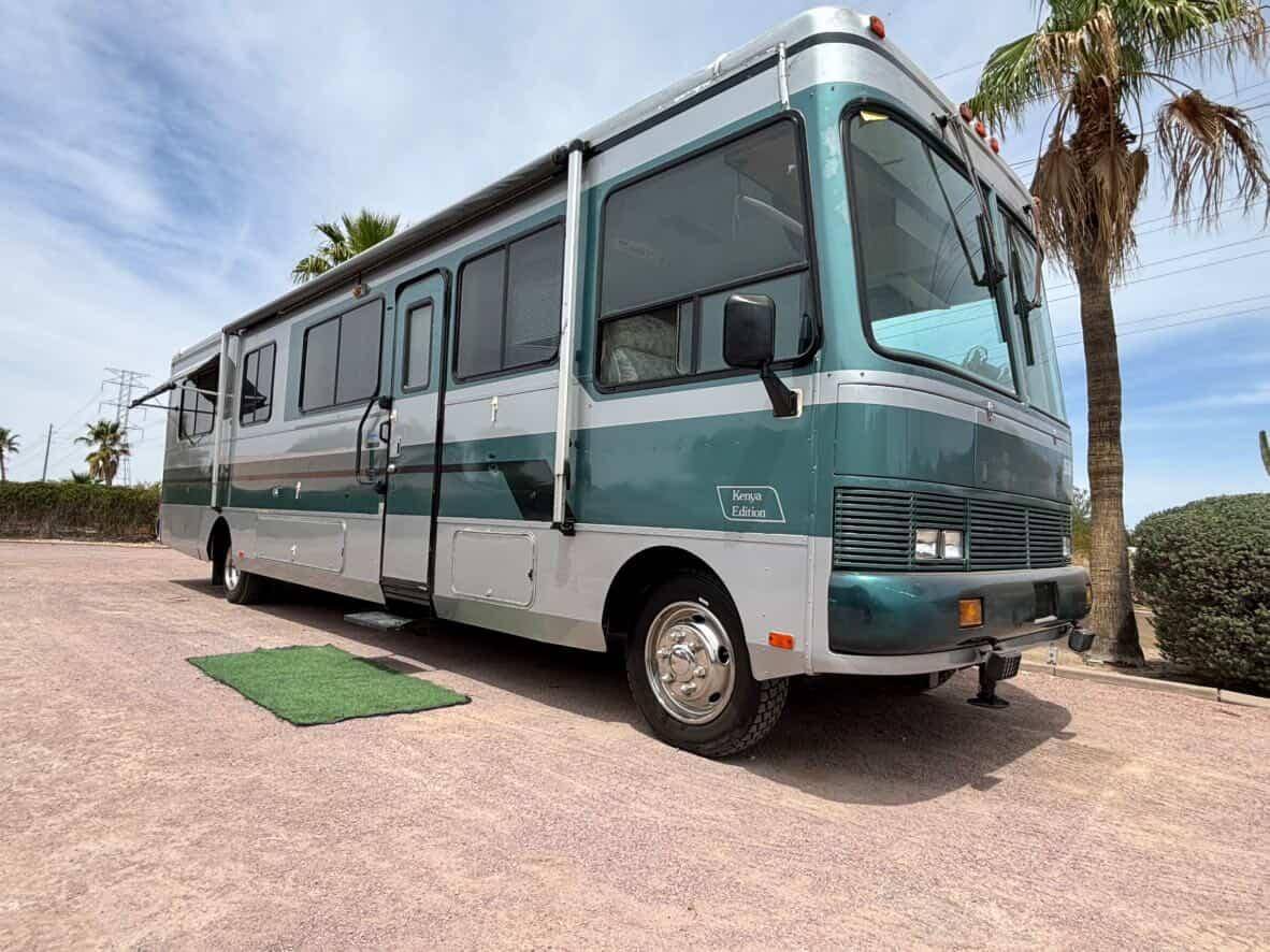 1993 safari 34ft diesel pusher