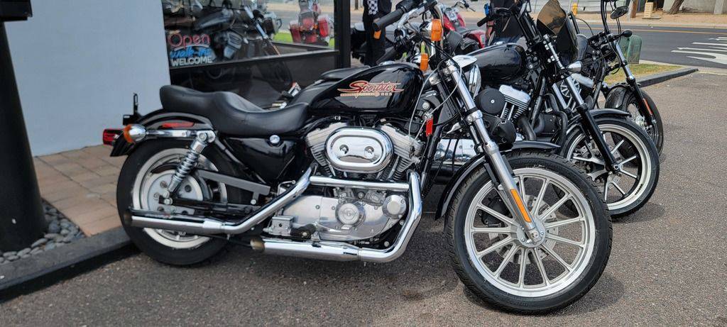 2000 Harley-Davidson XLH883 - Sportster Hugger SUPER LOW MILES