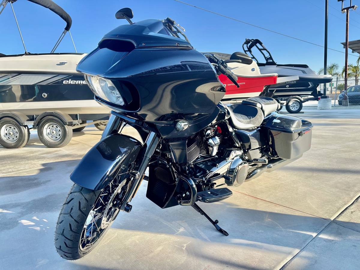 2022 Harley Davidson Road Glide CVO Custom
